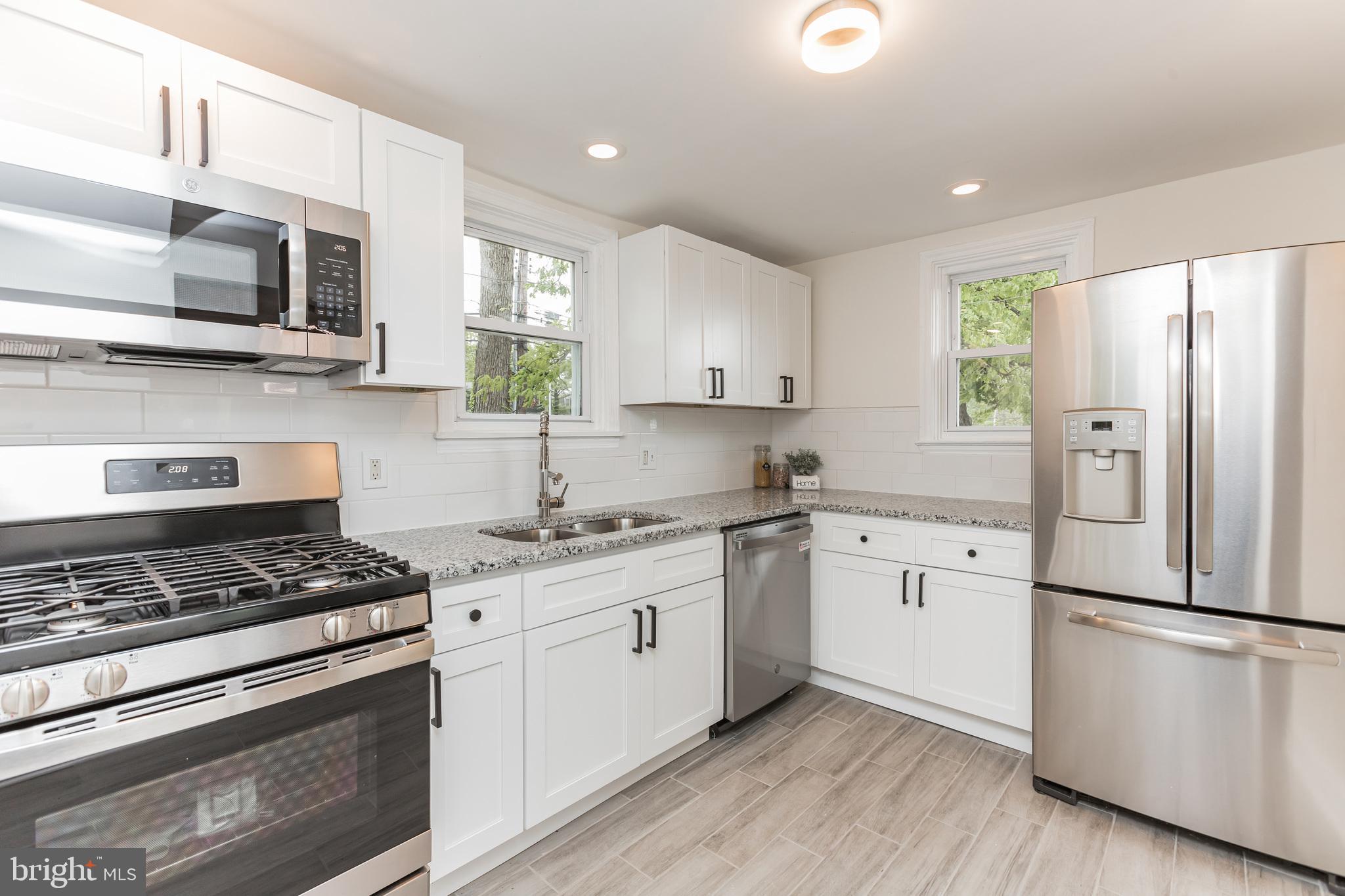 740 Charing Cross Road Baltimore, MD 21229 - Photo 7 of 29 Kitchen Photo