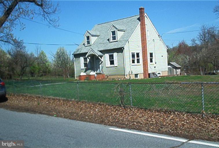 8904 Ardmore Road Springdale, MD 20706 - Photo 2 of 2 Exterior #2