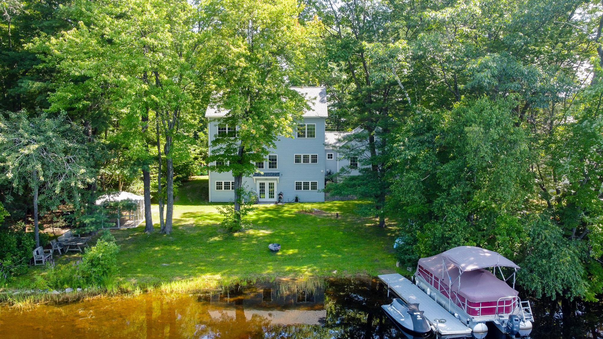 15 Escumbuit Road Derry, NH 03038 - Photo 1 of 39