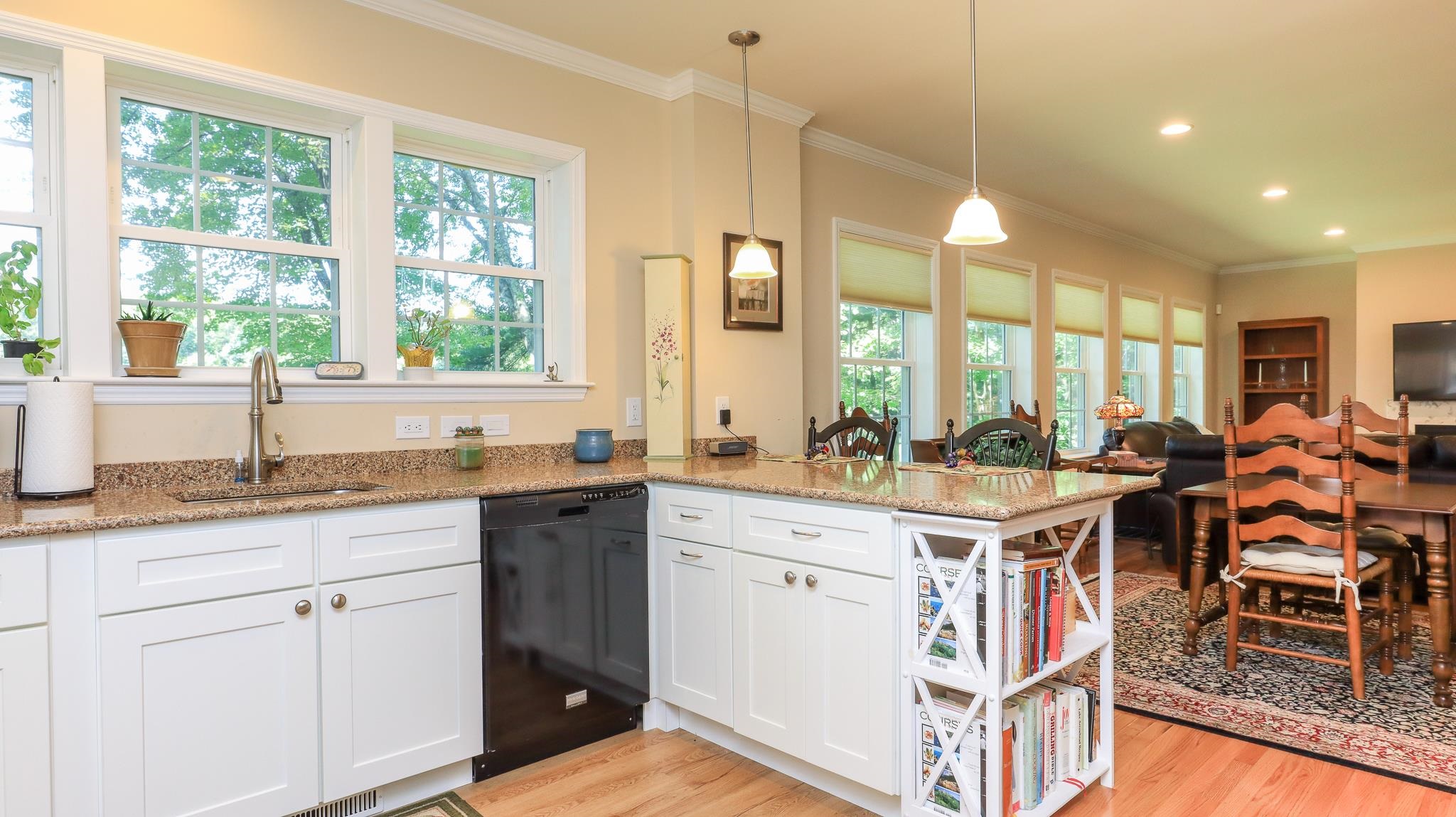 15 Escumbuit Road Derry, NH 03038 - Photo 21 of 39