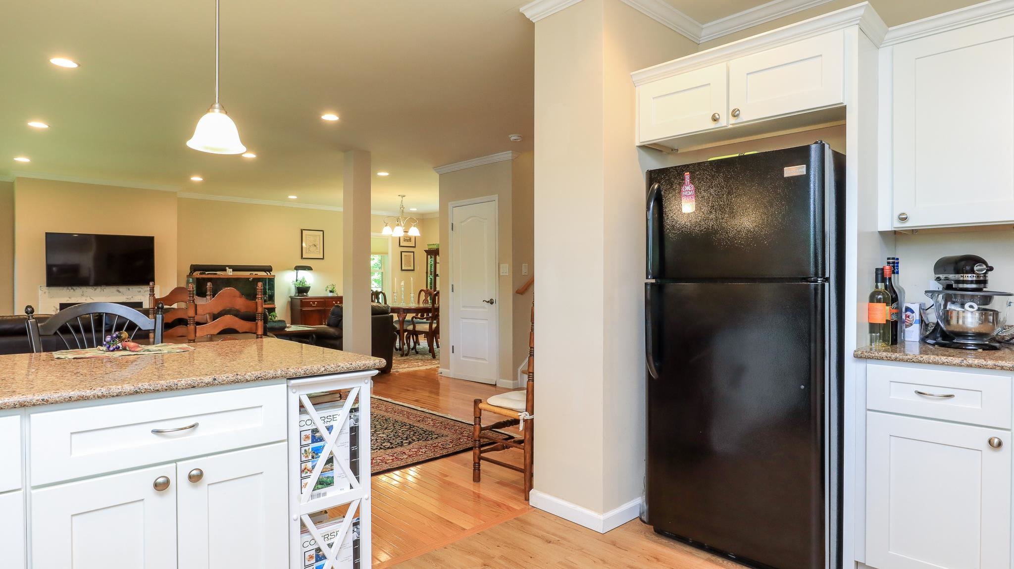 15 Escumbuit Road Derry, NH 03038 - Photo 22 of 39