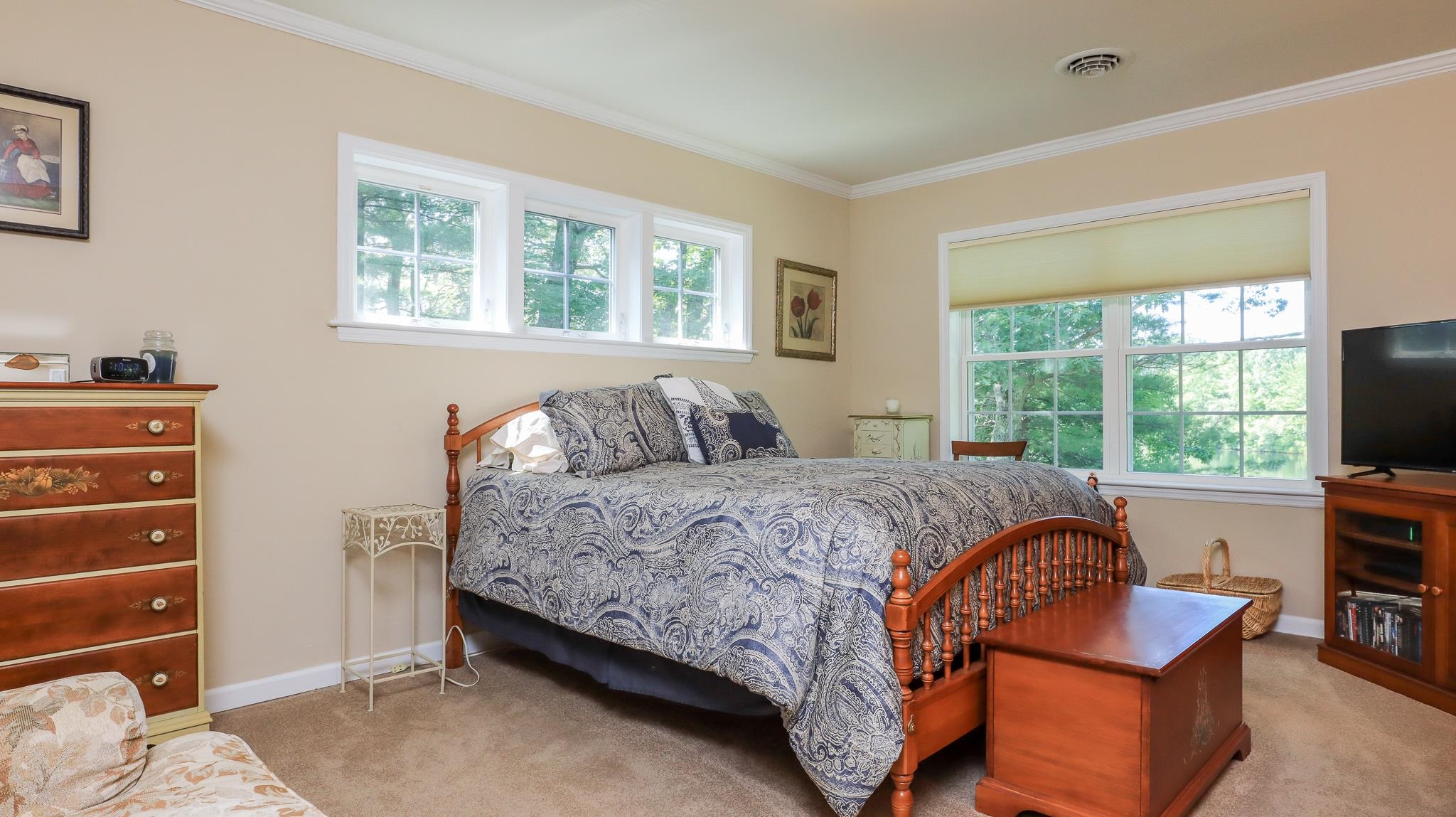15 Escumbuit Road Derry, NH 03038 - Photo 29 of 39