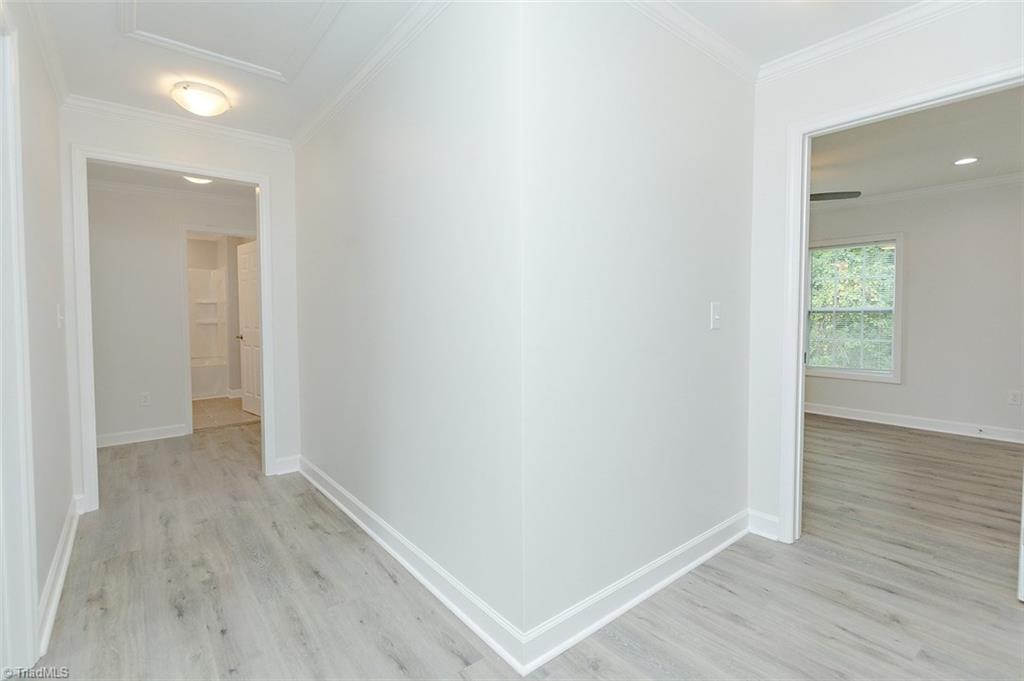 299 Lake Road Thomasville, NC 27360 - Photo 13 of 30 Gallery Image 13
