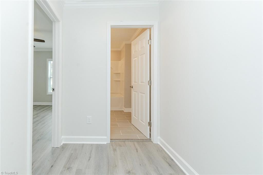 299 Lake Road Thomasville, NC 27360 - Photo 16 of 30 Gallery Image 16