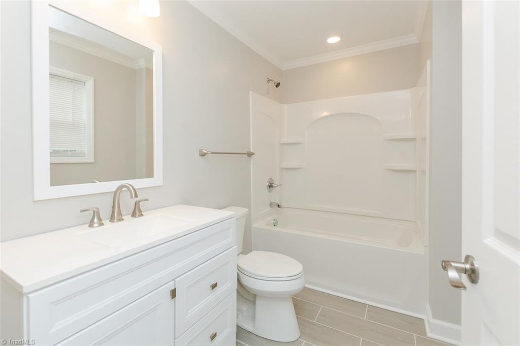 299 Lake Road Thomasville, NC 27360 - Photo 17 of 30 Gallery Image 17