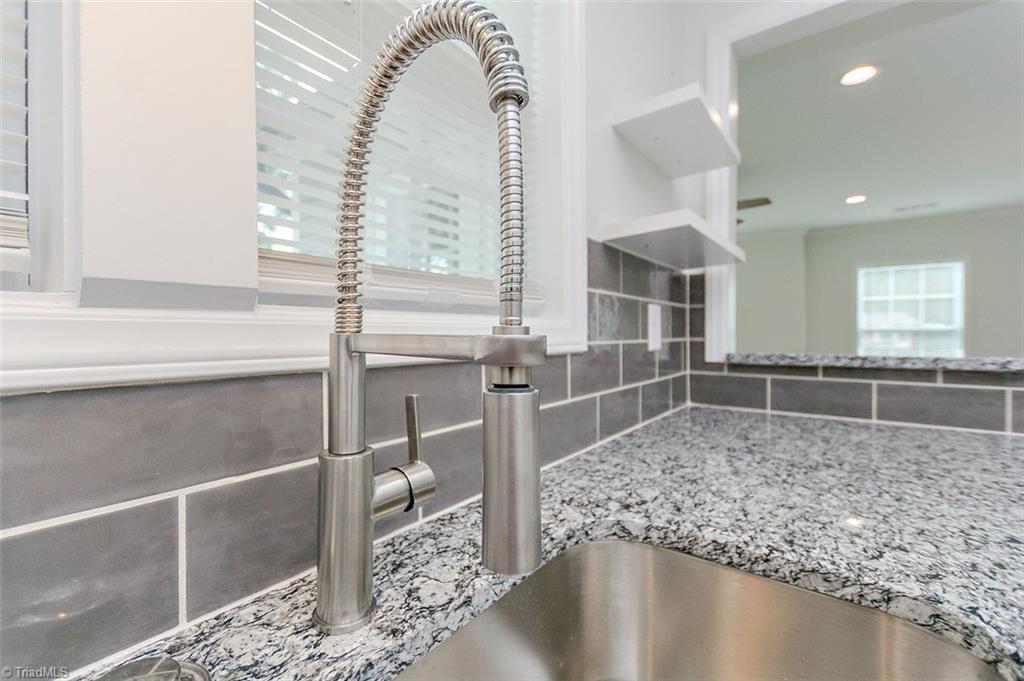 299 Lake Road Thomasville, NC 27360 - Photo 25 of 30 Gallery Image 25