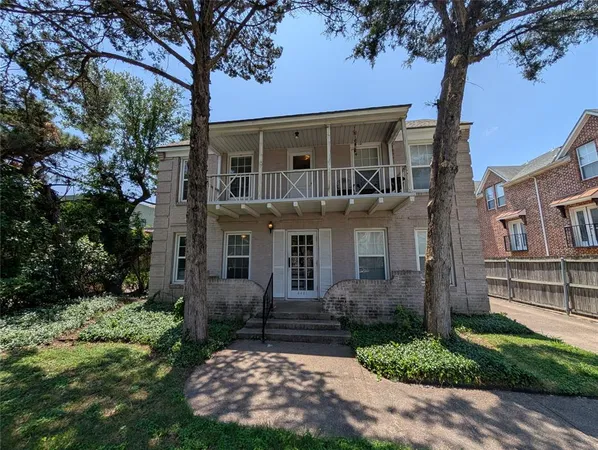 $1,395 | 3421 Westminster Avenue, Unit 1, University Park, TX 75205