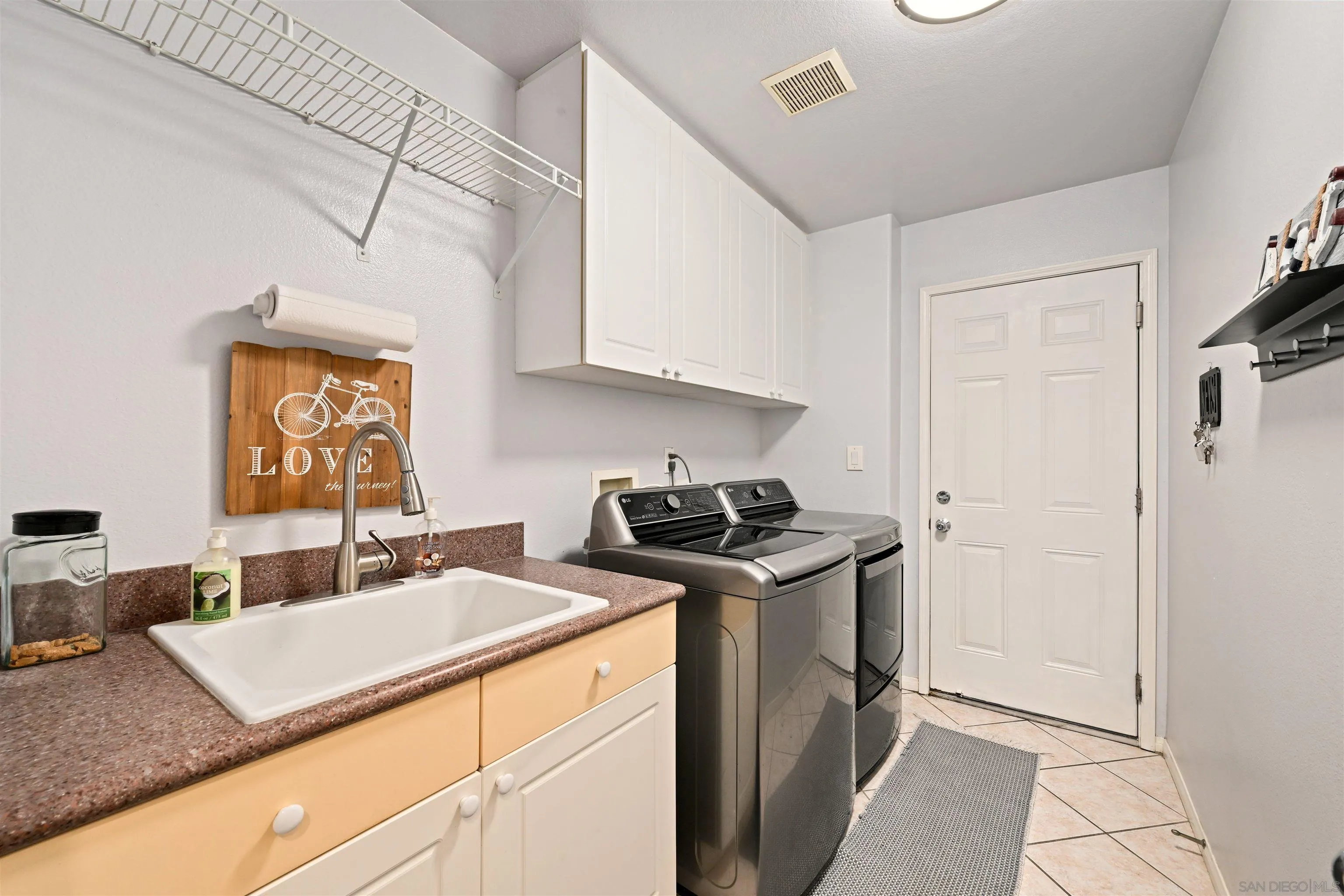 6415 Ruby Way Carlsbad, CA 92011 - Photo 29 of 42
