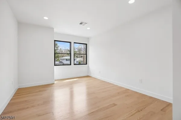 $1,650,000 | 107 Pleasantview Avenue, New Providence, NJ 07974