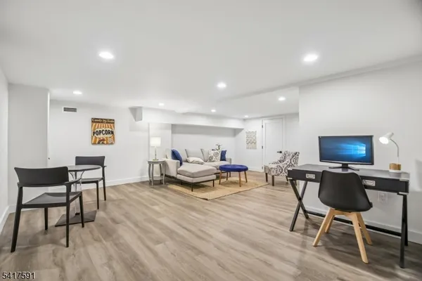 $1,650,000 | 107 Pleasantview Avenue, New Providence, NJ 07974