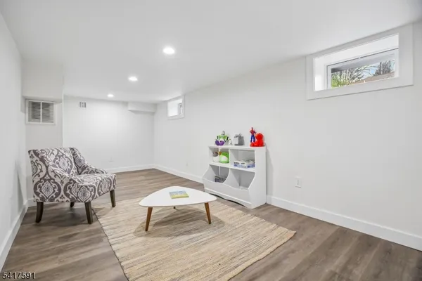 $1,650,000 | 107 Pleasantview Avenue, New Providence, NJ 07974