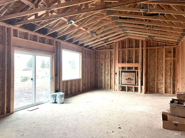 $497,500 | 516 Maple Court, Genesee, ID 83832