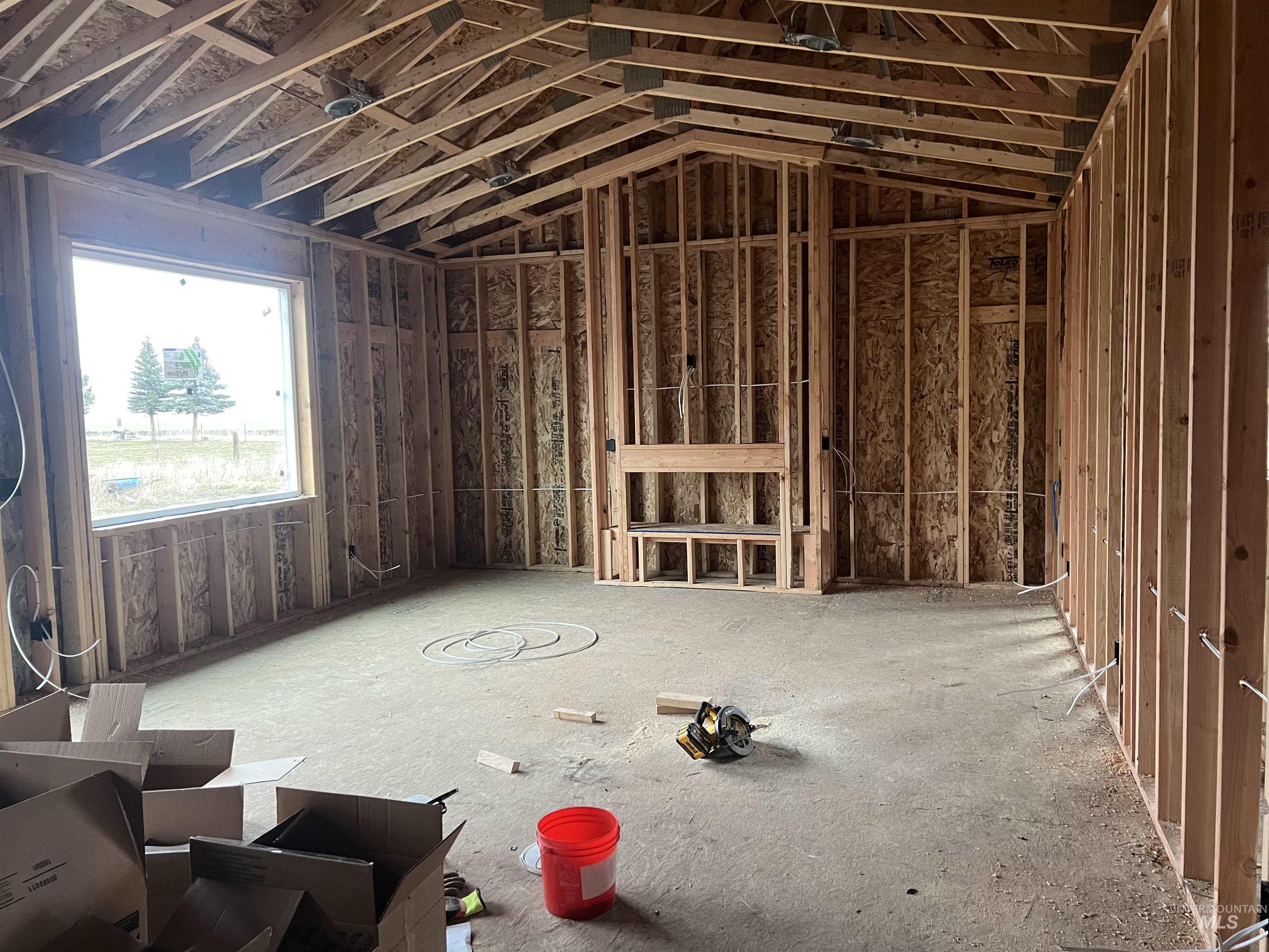 516 Maple Court Genesee, ID 83832 - Photo 4 of 12