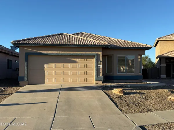 $320,000 | 9435 North Painted Sky Drive, Tucson, AZ 85743