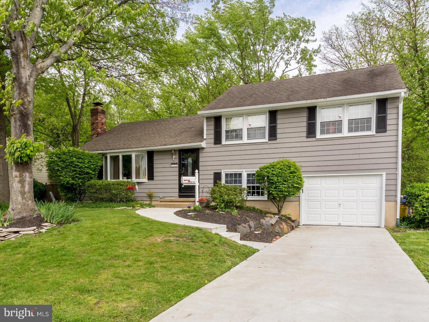 177 Forge Road Delran, NJ 08075 - Photo 1 of 25 Gallery Image 1