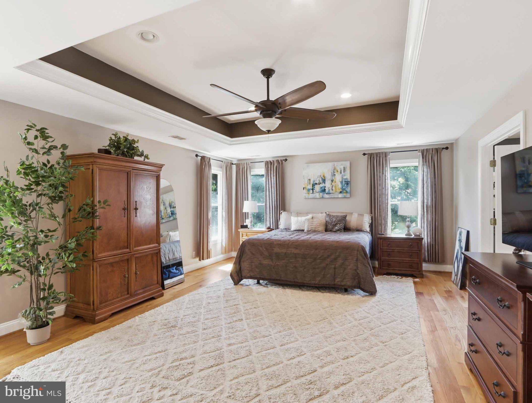 311 Riverdale Road Severna Park, MD 21146 - Photo 31 of 65 Spacious bedroom with elegant design.