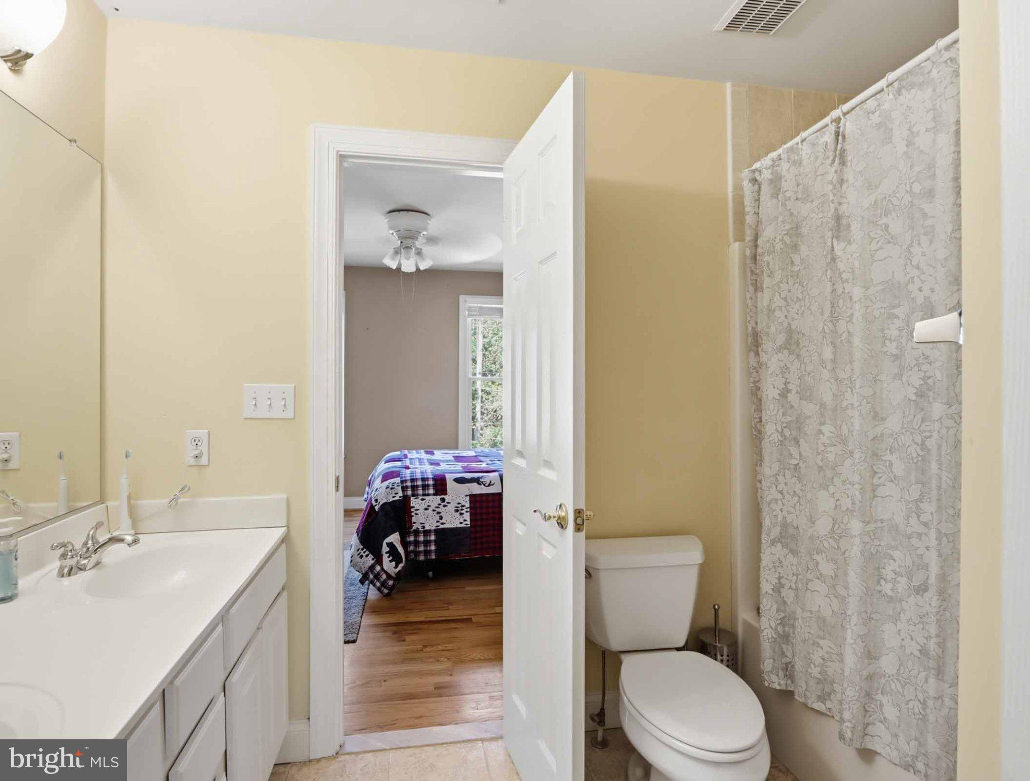 311 Riverdale Road Severna Park, MD 21146 - Photo 41 of 65 Bright and inviting bathroom retreat.