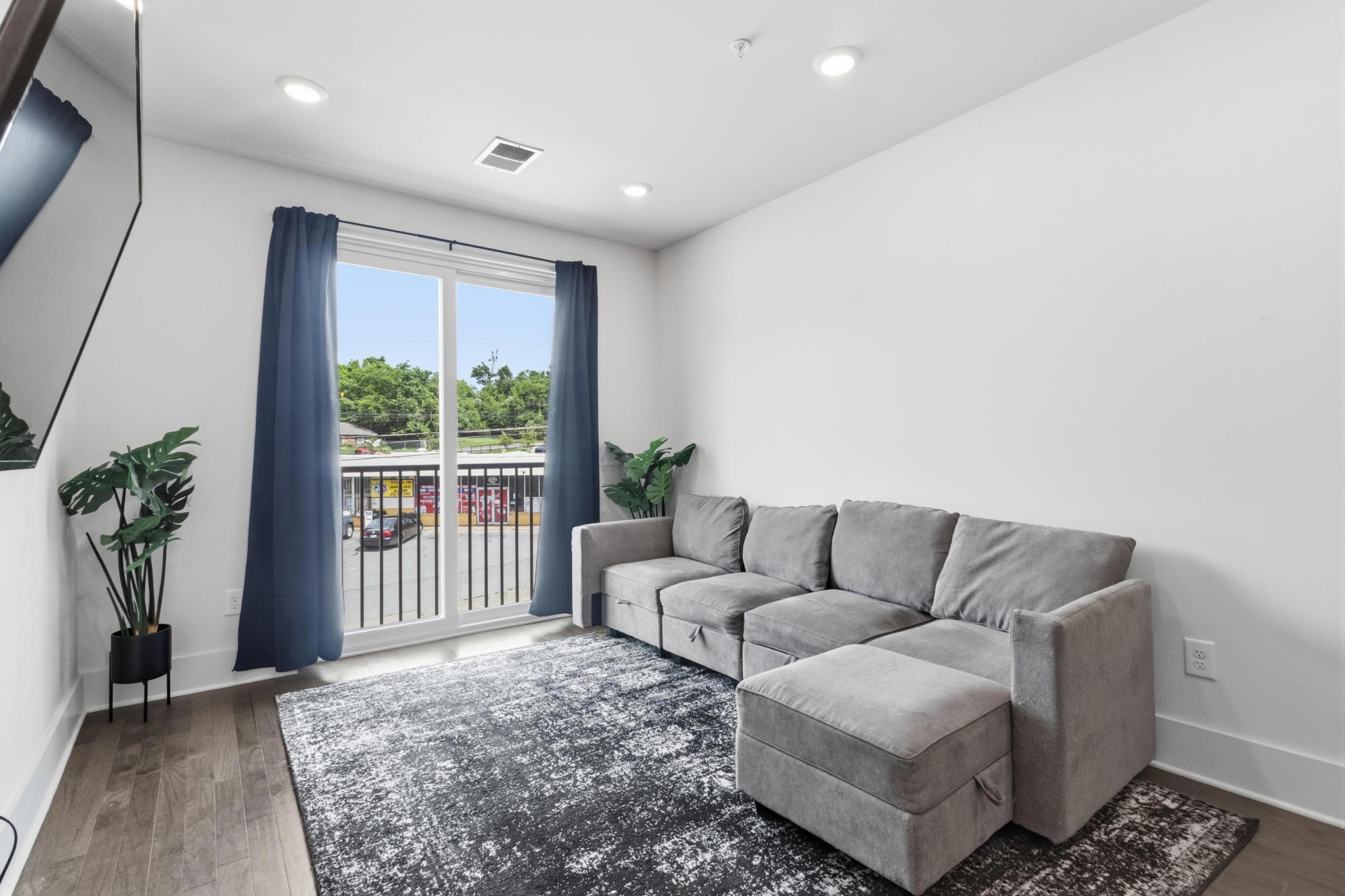 1507 Porter Road, Unit 204 Nashville, TN 37206 - Photo 8 of 16