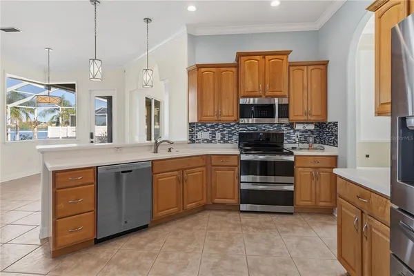 $799,900 | 220 Ruby Lake Lane, Winter Haven, FL 33884