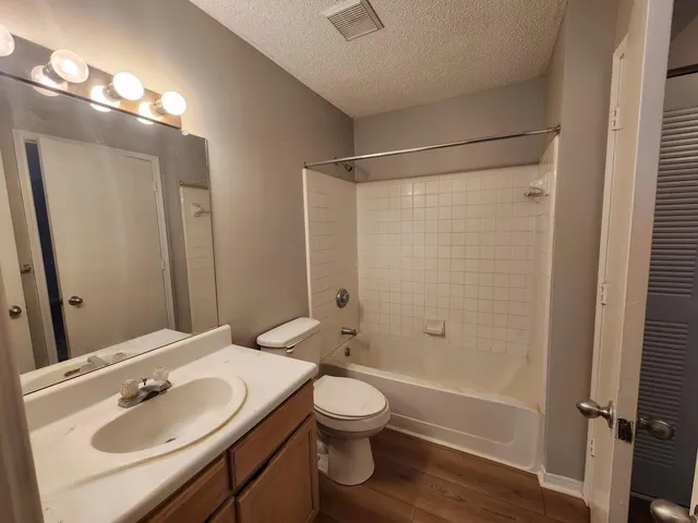 $2,000 | 2011 North Highway 17, Unit 2000I, Mount Pleasant, SC 29466