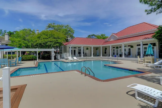 $2,000 | 2011 North Highway 17, Unit 2000I, Mount Pleasant, SC 29466