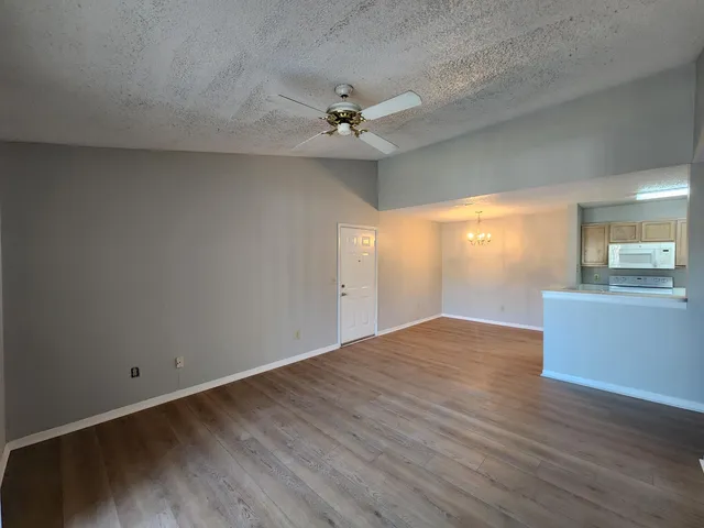 $2,000 | 2011 North Highway 17, Unit 2000I, Mount Pleasant, SC 29466