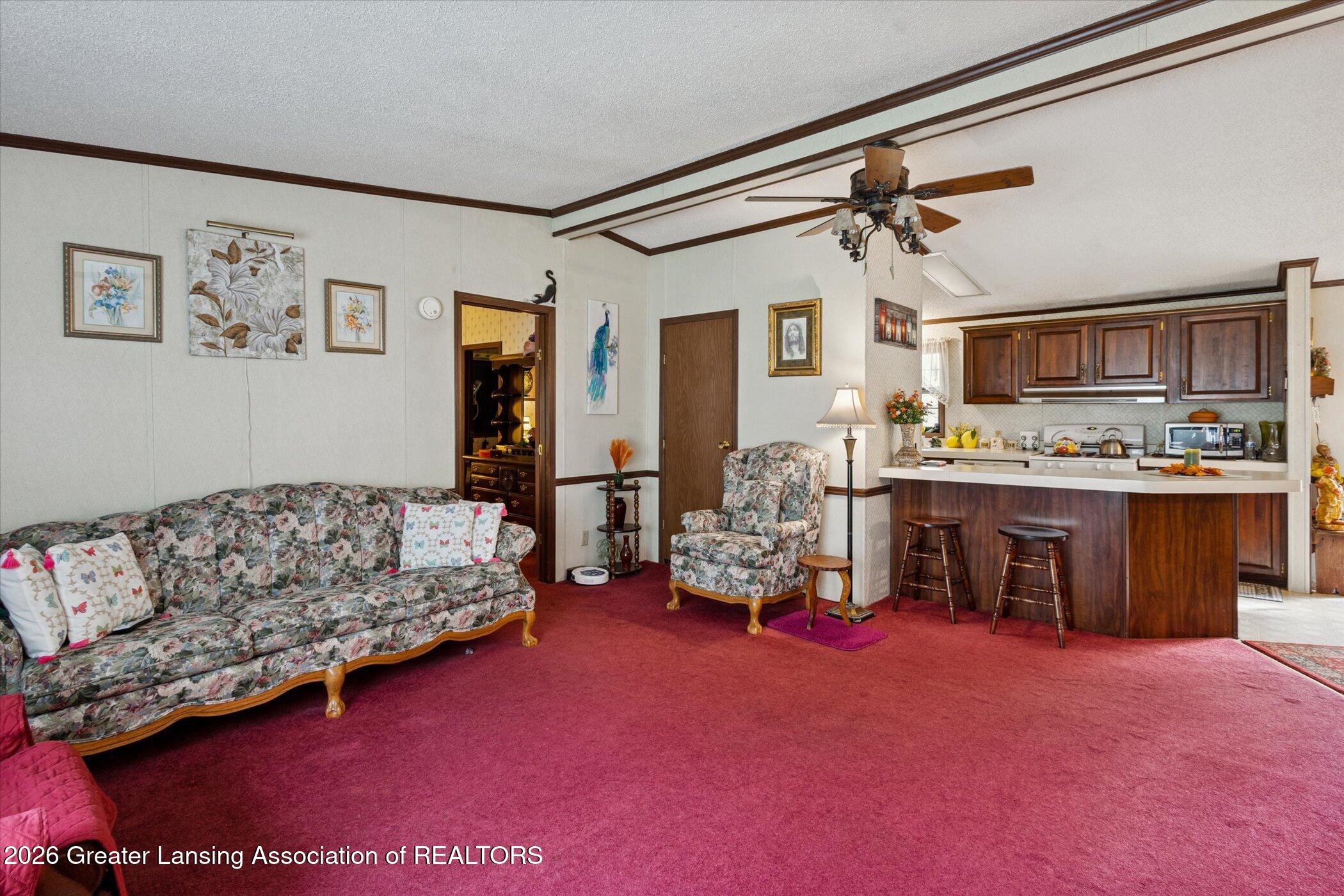 5051 Freeman Road Eaton Rapids, MI 48827 - Photo 7 of 48 Living Room