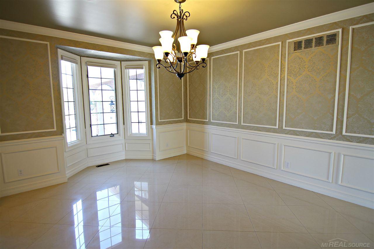 54117 Deer Ridge Court Rochester, MI 48307 - Photo 12 of 46