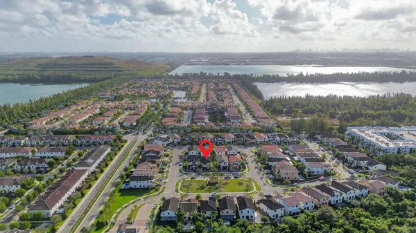 $1,049,000 | 8751 Northwest 102nd Place, Doral, FL 33178