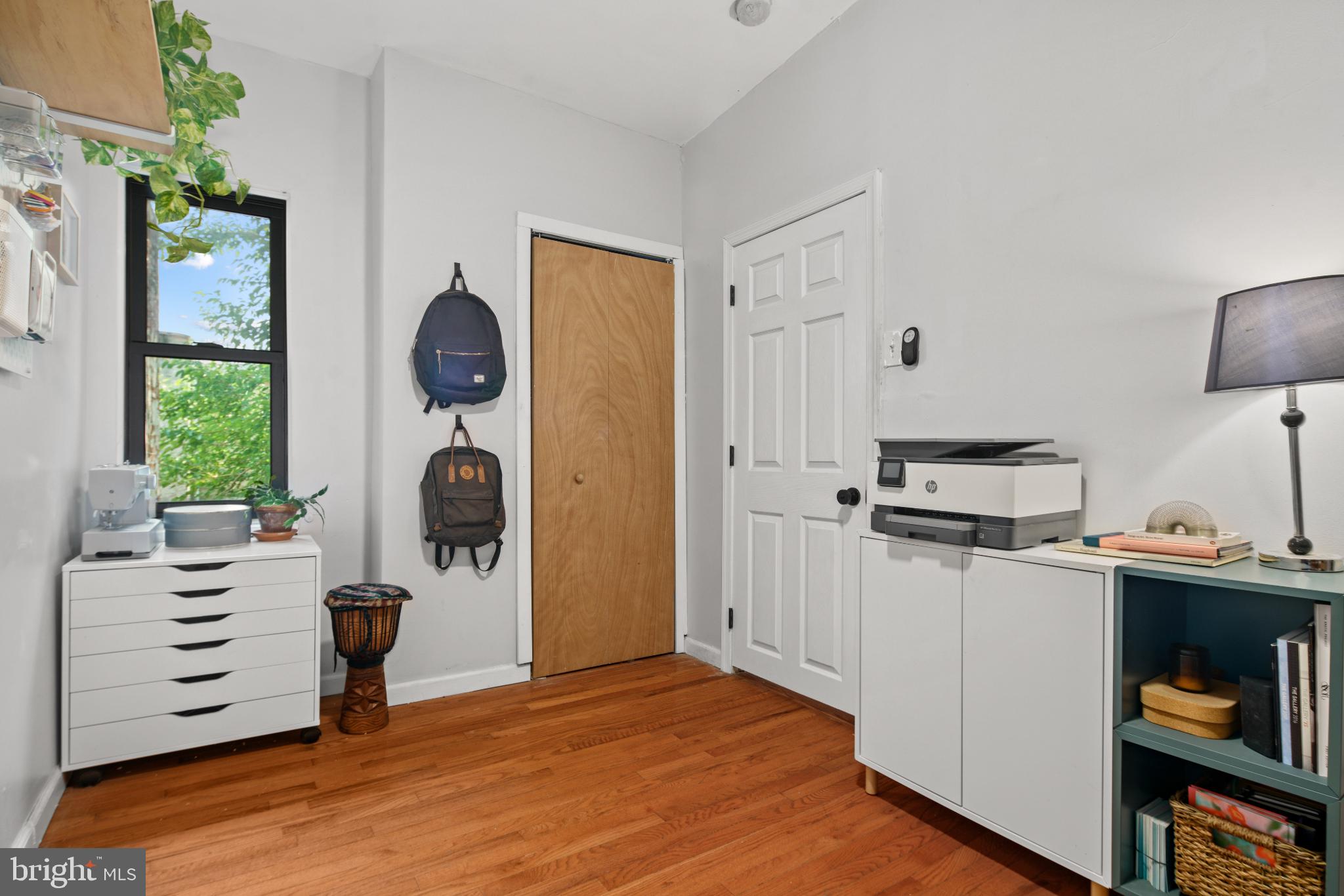 2012 McClellan Street Philadelphia, PA 19145 - Photo 11 of 17 Bedroom 2 Entryway