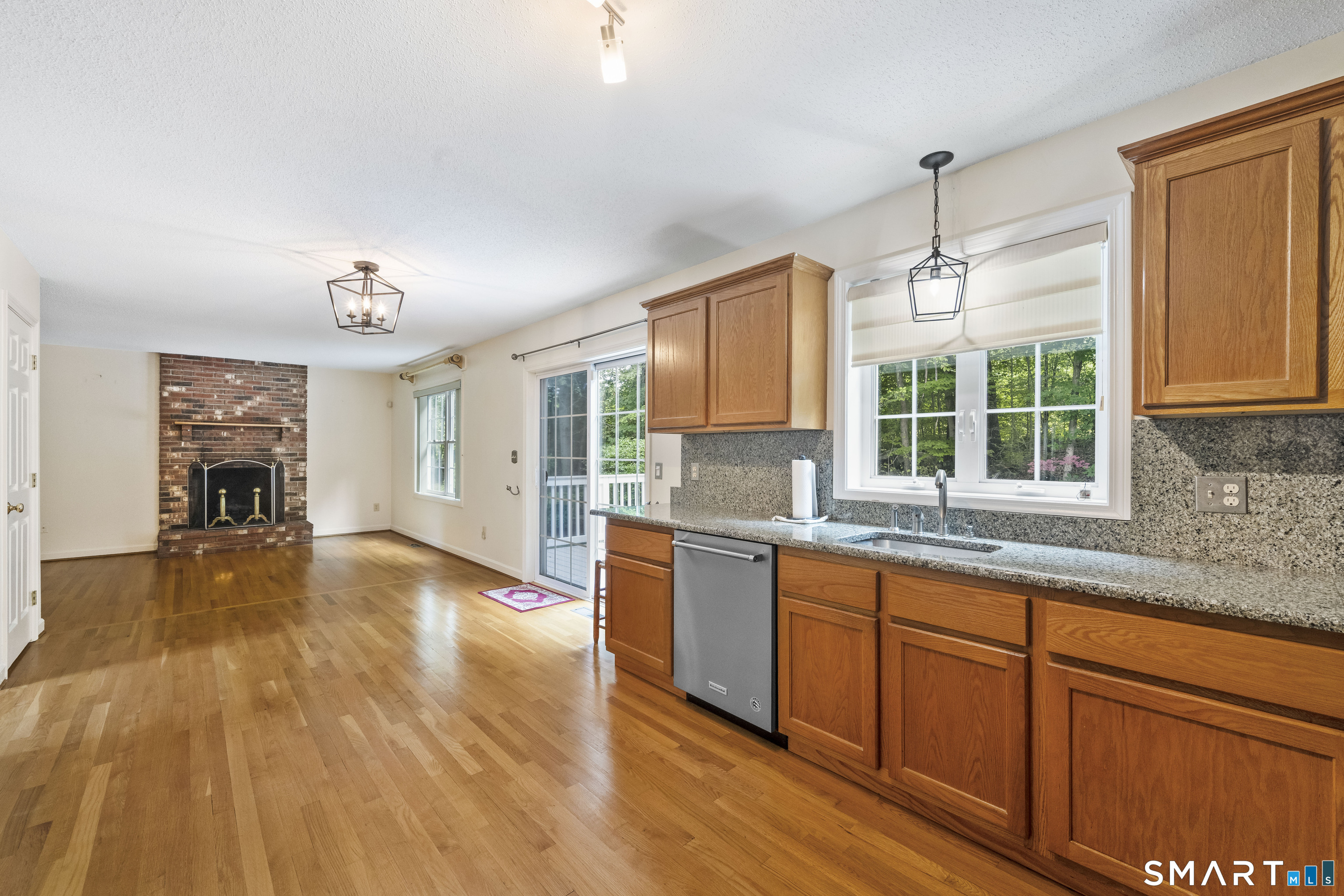 34 Fox Run Road Portland, CT 06480 - Photo 3 of 30