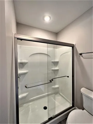 $1,700 | 530 Chestnut Street, Unit 12, Manchester, NH 03101