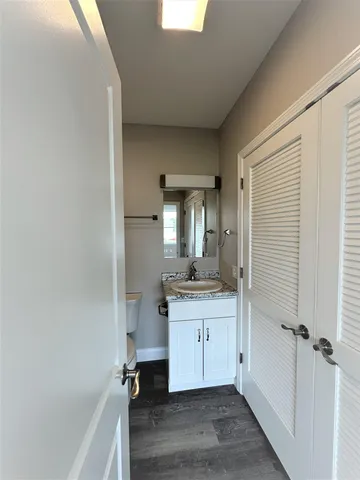 $1,700 | 530 Chestnut Street, Unit 12, Manchester, NH 03101