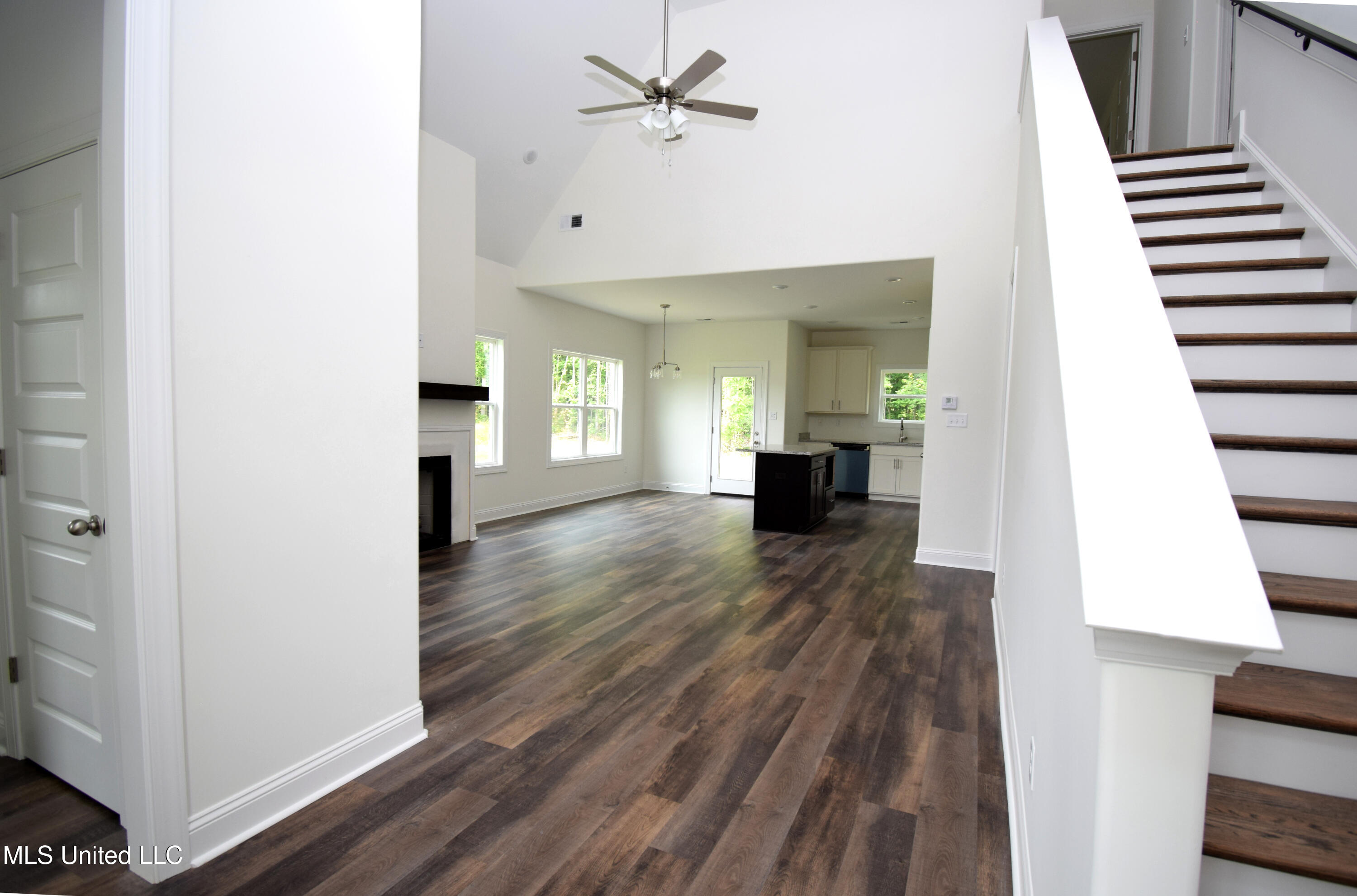 117 Centerline Roper Loop Byhalia, MS 38611 - Photo 2 of 20 Centerline Roper Loop 117 - full view