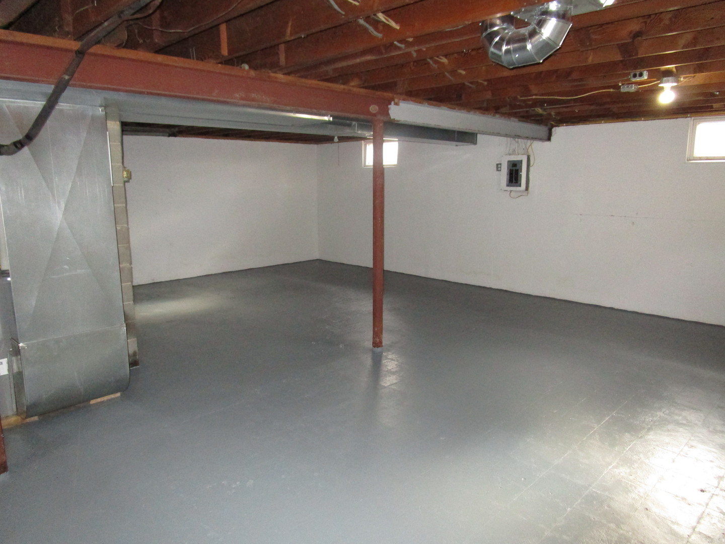306 Grant Street Harvard, IL 60033 - Photo 13 of 14 a view of an empty room