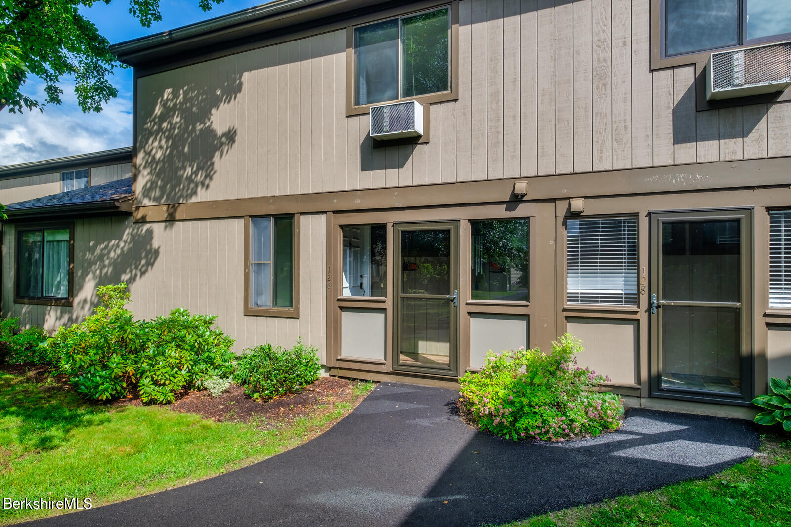 126 South Hemlock Lane, Williamstown, MA 01267 Compass