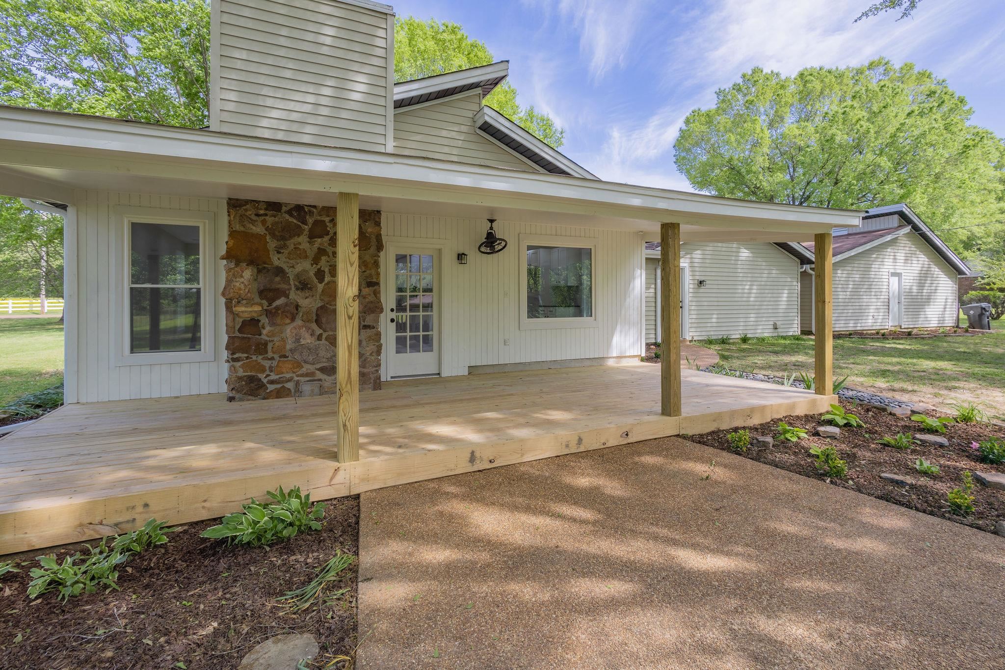 645 Poplar Acres Road Piperton, TN 38017 - Photo 4 of 25 Gallery Image 4