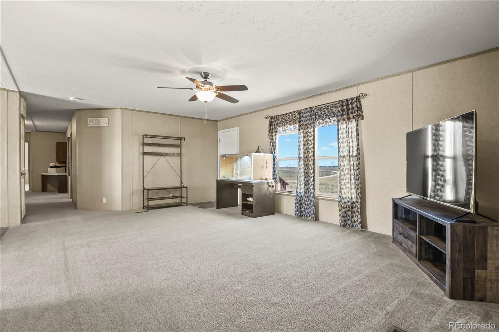 22280 Jones Road Peyton, CO 80831 - Photo 4 of 48