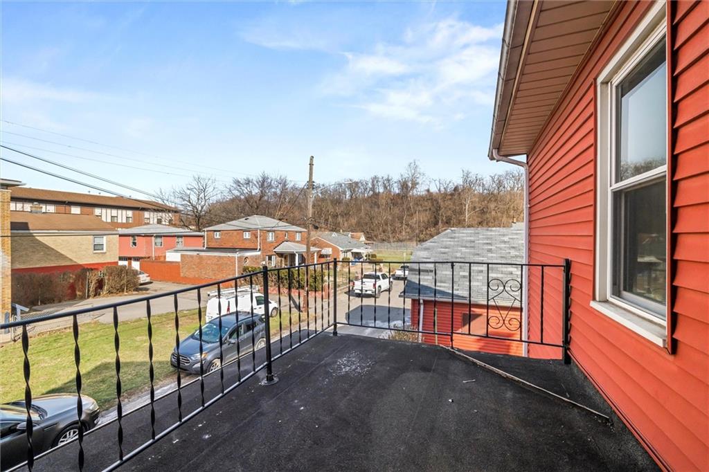 106 Shingiss Street McKees Rocks, PA 15136 - Photo 18 of 44