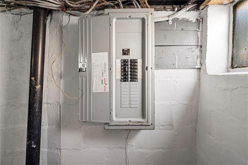 106 Shingiss Street McKees Rocks, PA 15136 - Photo 26 of 44