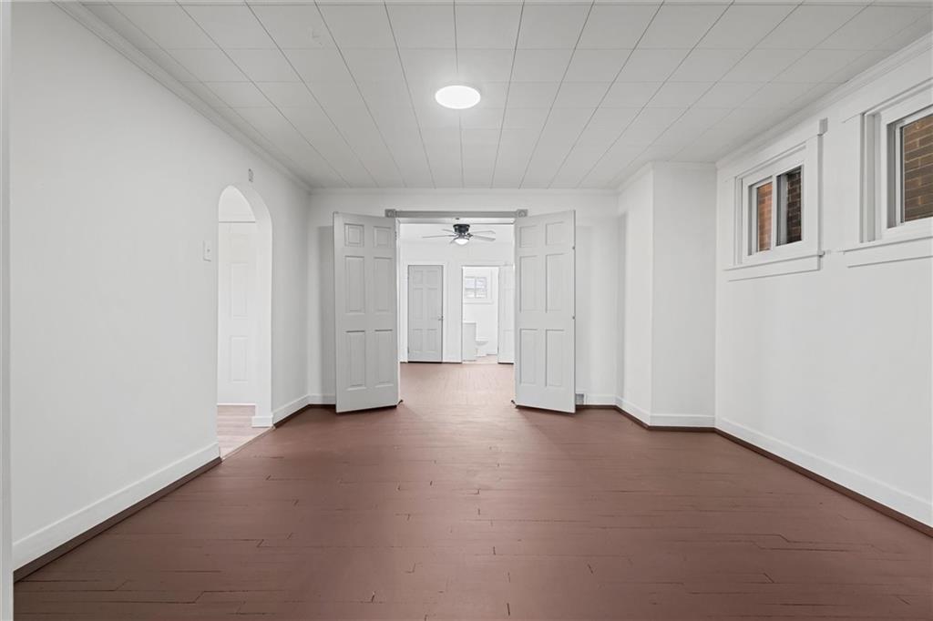 106 Shingiss Street McKees Rocks, PA 15136 - Photo 5 of 44