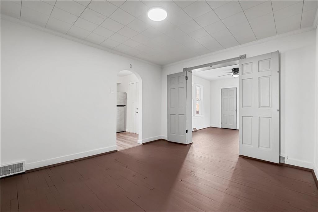 106 Shingiss Street McKees Rocks, PA 15136 - Photo 7 of 44