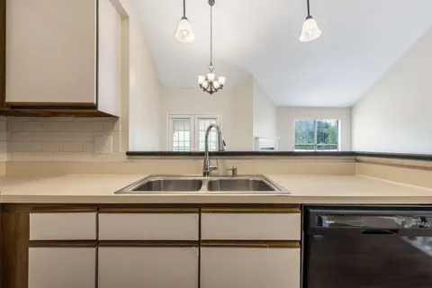 $360,000 | 5906 Stone Brook Drive, Brentwood, TN 37027