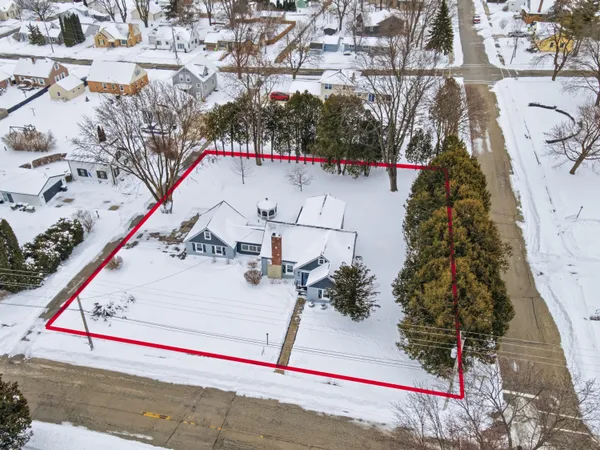 $349,900 | 1925 Park Avenue, New Holstein, WI 53061