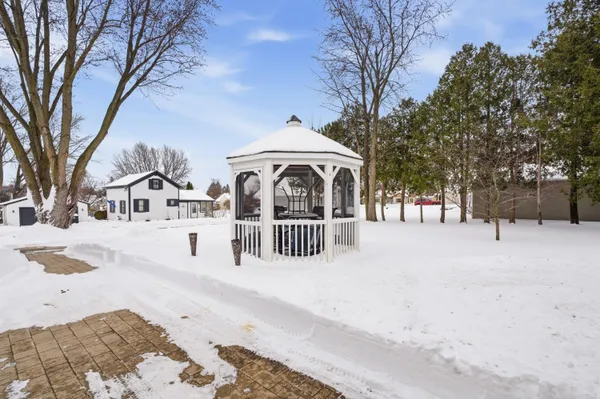 $349,900 | 1925 Park Avenue, New Holstein, WI 53061