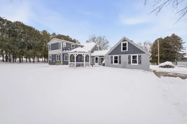 $349,900 | 1925 Park Avenue, New Holstein, WI 53061