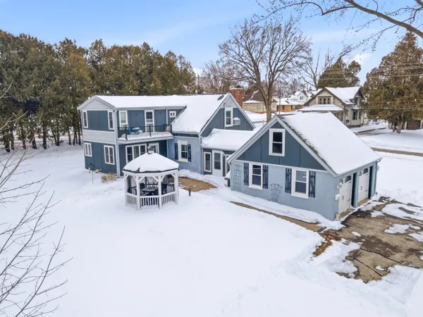 $349,900 | 1925 Park Avenue, New Holstein, WI 53061