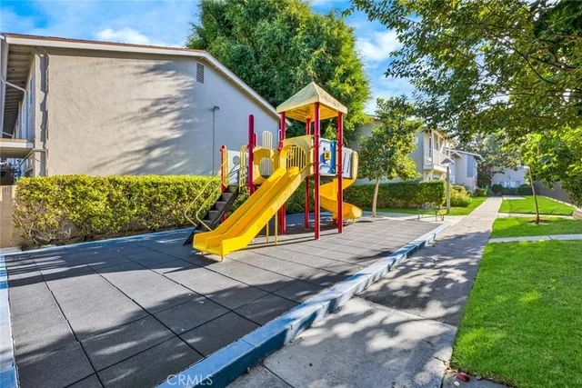 $695,000 | 1777 Mitchell Avenue, Unit 122, Tustin, CA 92780