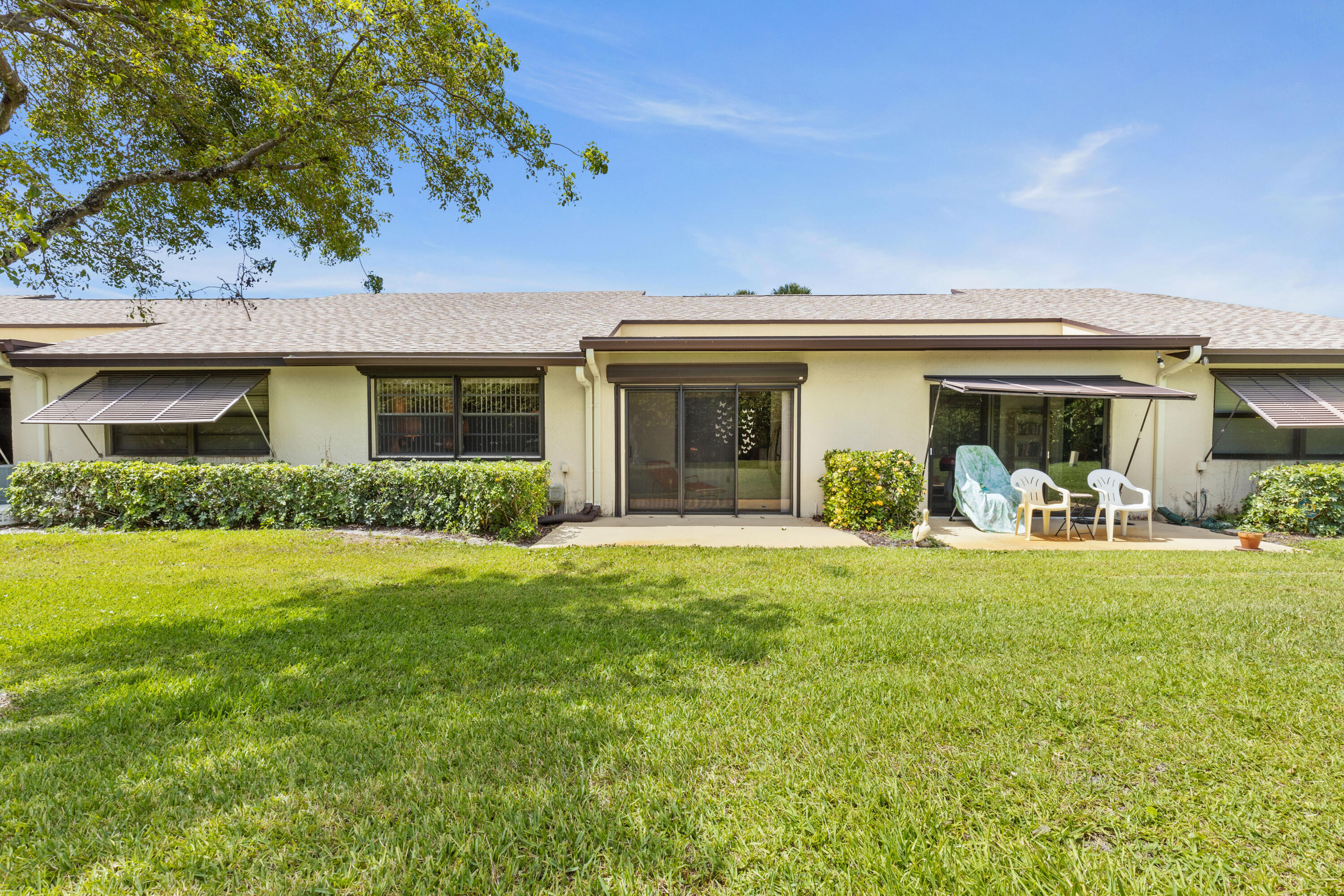 7 Ridge Pointe Drive, Unit B Boynton Beach, FL 33435 - Photo 20 of 25 Patio