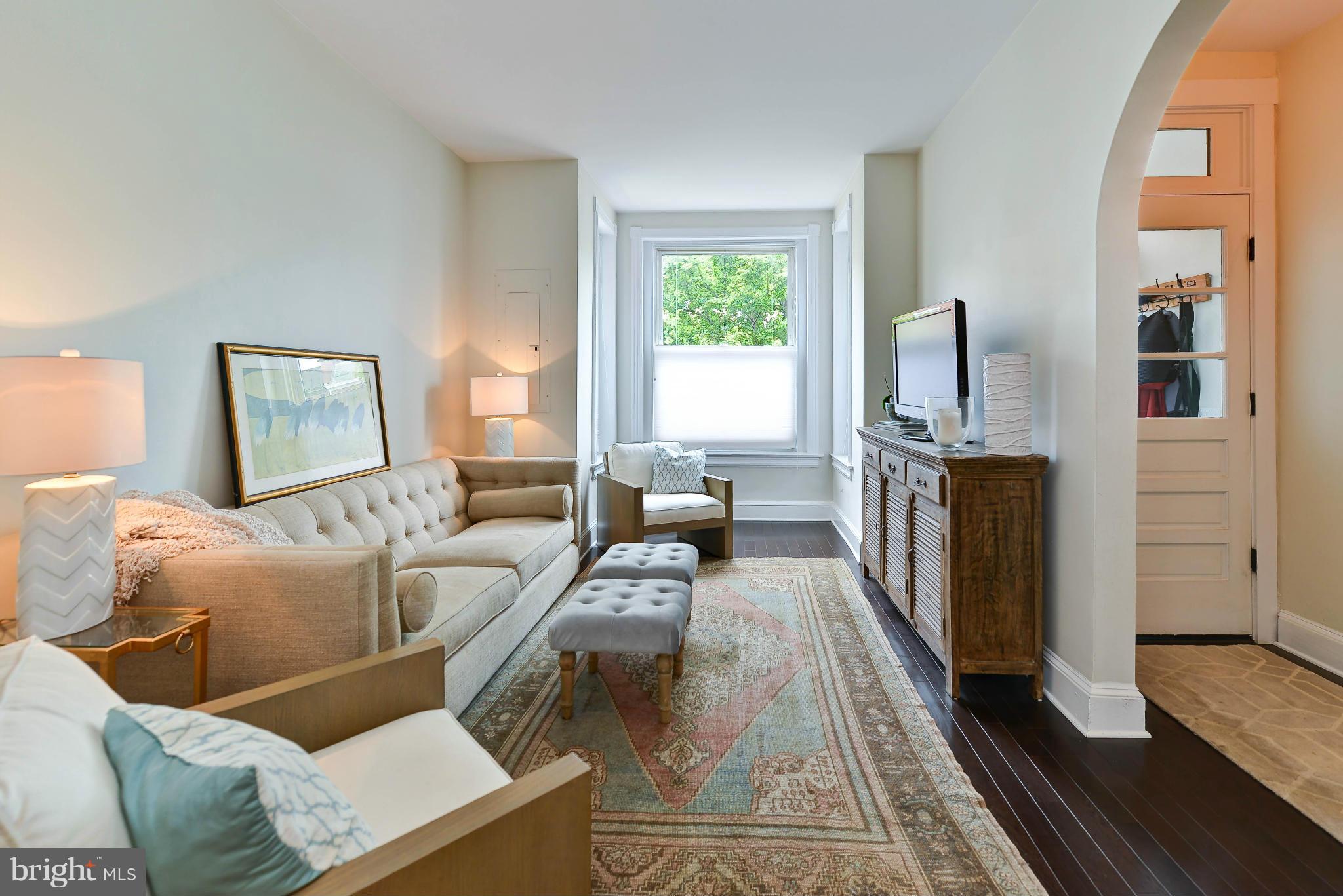 1207 E Street Northeast Washington, DC 20002 - Photo 3 of 25 Living Room